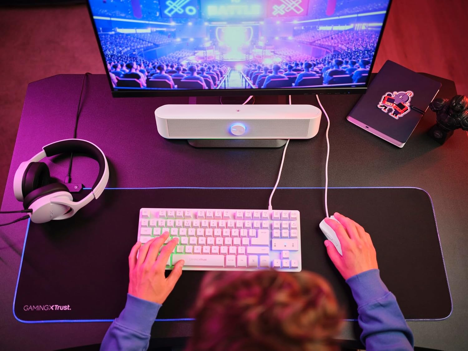 Gaming PC & Gaming Monitors - Trust Gaming GXTrust 1619W Rhox PC Soundbar with RGB Lighting 12W (6W RMS), Stereo Computer Boxes, USB Powered, 3.5 mm AUX Port, Small PC Speaker for Desktop TV Laptop, White – Bild 7